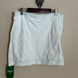 NWT Halara White Athletic Skirt w/ Built-In Shorts • Size Large